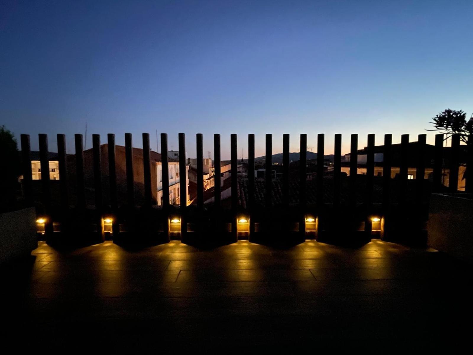Skyline Plasencia Bagian luar foto